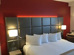 Best Western Plus Le Lavarin
