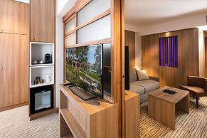 Best Western Plus Le Lavarin