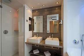 Best Western Plus Le Lavarin