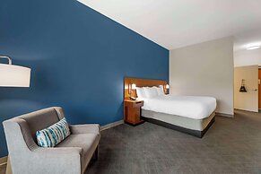 Comfort Inn & Suites Akron South