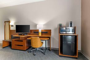 Comfort Inn & Suites Akron South