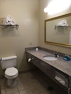 Holiday Inn Express Hotel & Suites Cadillac by IHG