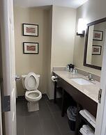 Days Inn & Suites by Wyndham Manheim Lebanon