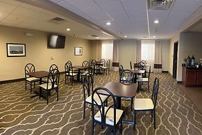 Days Inn & Suites by Wyndham Manheim Lebanon