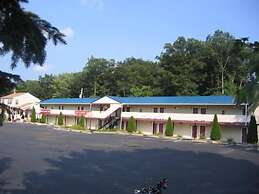 Rodeway Inn Milford - I-84