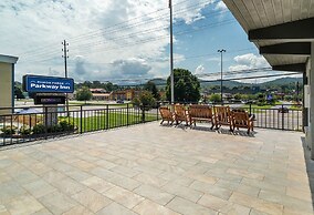 Pigeon Forge Parkway Inn