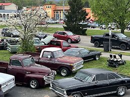 Pigeon Forge Parkway Inn