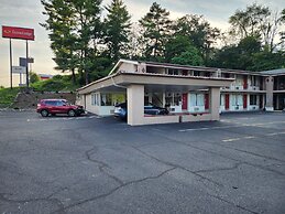 Econo Lodge Wytheville I-77 & I-81