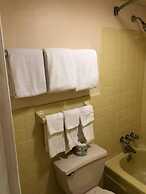 Scottish Inn & Suites