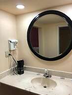 Scottish Inn & Suites