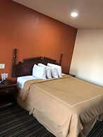 Scottish Inn & Suites