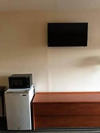 Scottish Inn & Suites