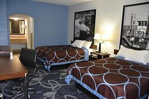 Super 8 by Wyndham Houston Hobby Airport South