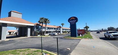 Suburban Studios North Charleston I-526