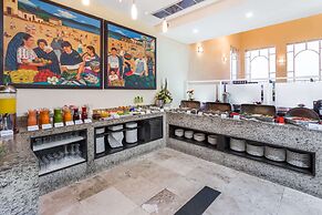 Baymont Inn and Suites Lazaro Cardenas