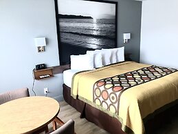 Super 8 by Wyndham Fort Bragg