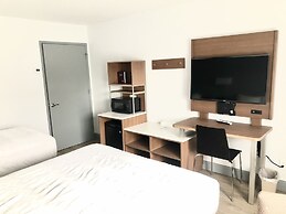 Super 8 by Wyndham Fort Bragg