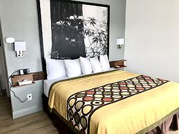 Super 8 by Wyndham Fort Bragg