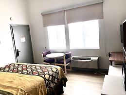 Super 8 by Wyndham Fort Bragg