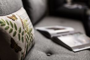 Stanford Hillview Hotel