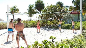 Flamingo Bay Hotel & Marina at Taino Beach