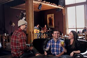 Huntley Lodge at Big Sky Resort