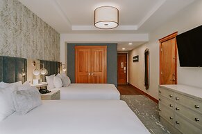 The Summit Hotel at Big Sky Resort