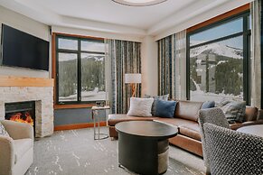 The Summit Hotel at Big Sky Resort