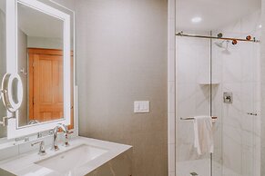 The Summit Hotel at Big Sky Resort