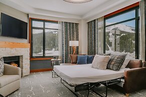 The Summit Hotel at Big Sky Resort