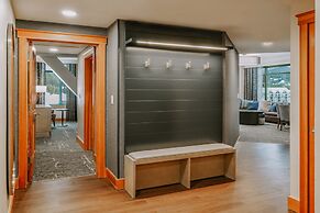 The Summit Hotel at Big Sky Resort