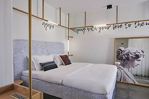 Thomais Boutique Hotel