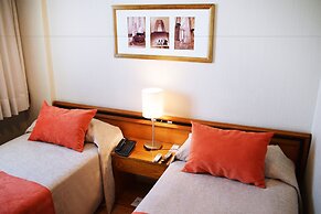 Hotel Solans Carlton