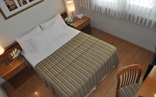 Hotel Solans Carlton