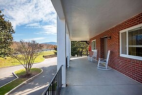 Natural Bridge Hotel, Trademark Collection by Wyndham