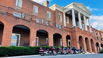 Natural Bridge Hotel, Trademark Collection by Wyndham