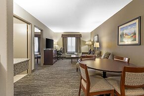 Best Western Plus Pembina Inn & Suites