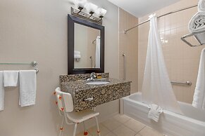 Best Western Plus Pembina Inn & Suites
