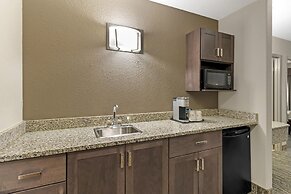 Best Western Plus Pembina Inn & Suites