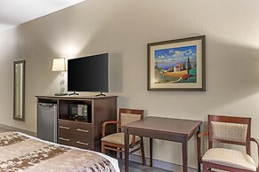Best Western Plus Pembina Inn & Suites