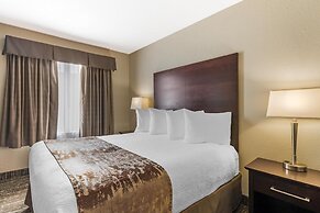 Best Western Plus Pembina Inn & Suites