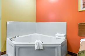 Econo Lodge Louisville Airport