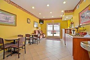 Econo Lodge Louisville Airport