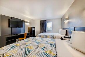 Motel 6 Mesquite, TX - Balch Springs