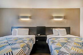 Motel 6 Mesquite, TX - Balch Springs