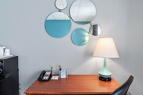 Elevation Inn & Suites, Trademark Collection by Wyndham