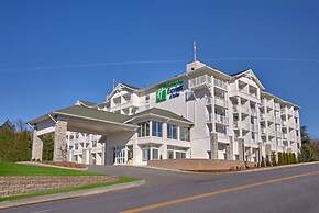 Holiday Inn Express and Suites Pigeon Forge Sevierville, an IHG Hotel
