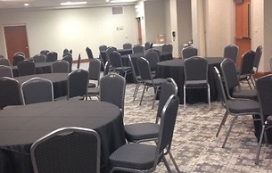 Holiday Inn Express and Suites Pigeon Forge Sevierville by IHG