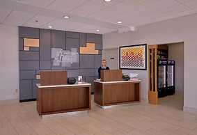 Holiday Inn Express and Suites Pigeon Forge Sevierville by IHG