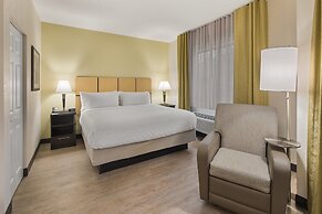 Candlewood Suites Charlotte - Arrowood by IHG